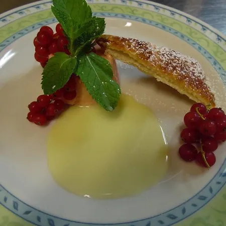 Mediterraneo 3* מרינה די פיאטרסנטה