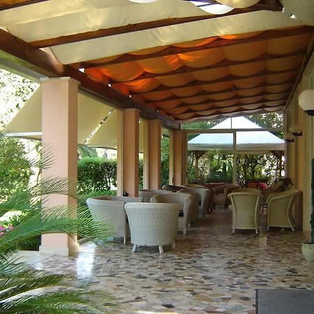 מלון Mediterraneo