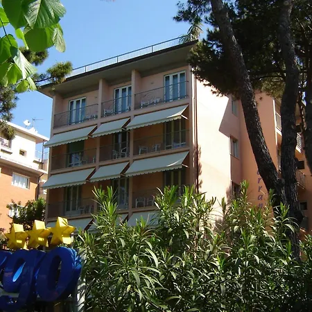 Mediterraneo מרינה די פיאטרסנטה